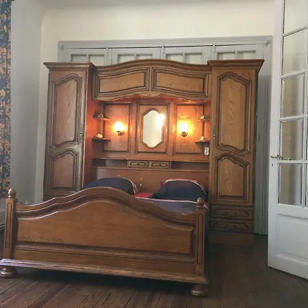 Aux Pieds De La Cathedrale * Boulogne-sur-Mer