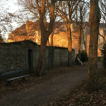 Apartament Aux Pieds De La Cathedrale *