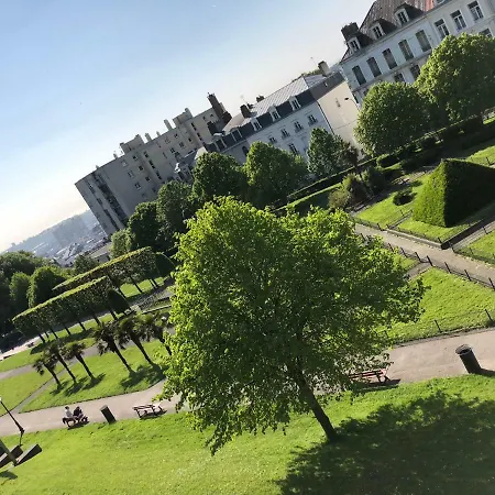 Apartament Aux Pieds De La Cathedrale